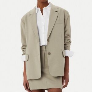 NWT • Frank And Oak 
The Boxy Single Breasted Blazer in Light Kahki